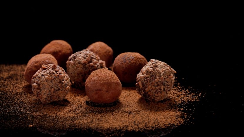 Comment réaliser des truffes au chocolat praliné ?