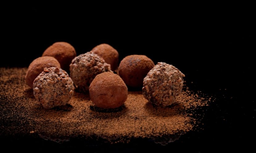 Comment réaliser des truffes au chocolat praliné ? Comment réaliser des truffes au chocolat praliné ?