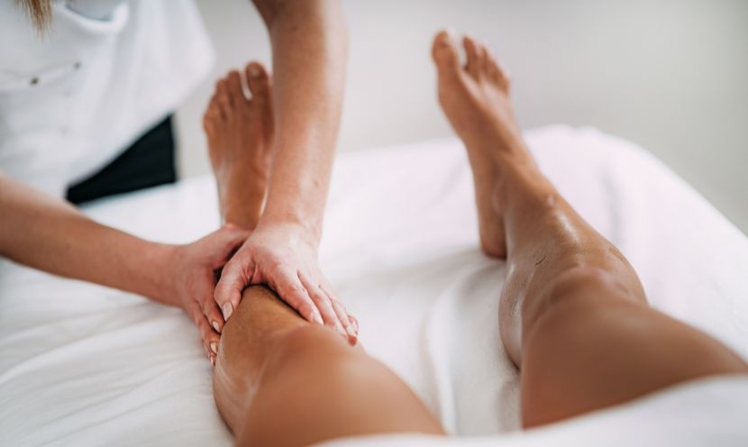 Jambes légères après 60 ans : les bons gestes pour relancer la circulation naturellement Jambes légères après 60 ans : les bons gestes pour relancer la circulation naturellement