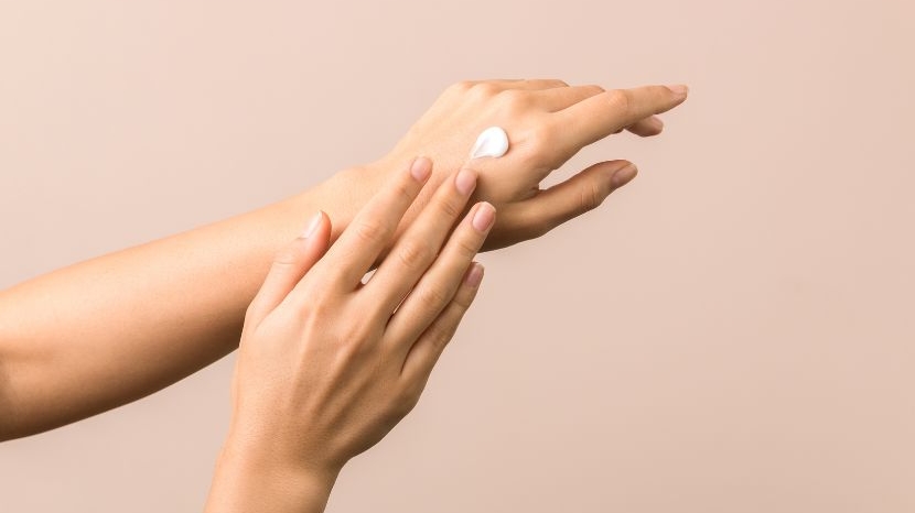 Comment prendre soin de mes mains quand les températures baissent ?