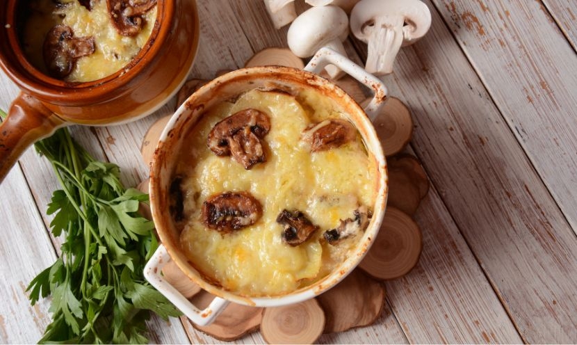 Plats d’hiver de grand-mère : 5 recettes réconfortantes à mijoter en cocotte Plats d’hiver de grand-mère : 5 recettes réconfortantes à mijoter en cocotte