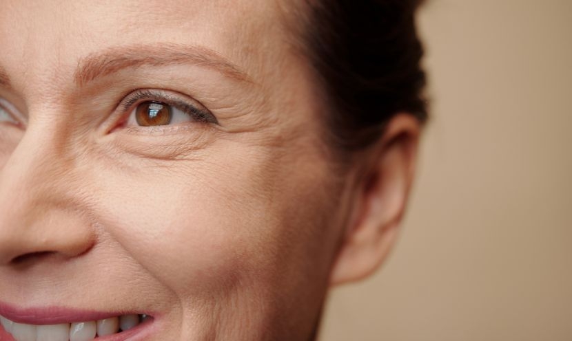 Spicules et rides : révolution anti-âge ou simple effet de mode ?