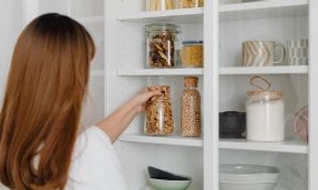 Quelles astuces pour ranger et désencombrer l’intérieur ? 