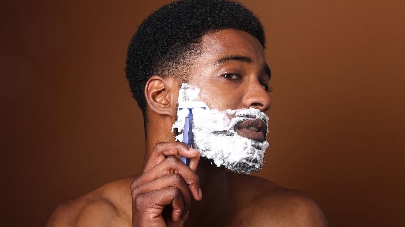 Irritation après rasage : comment en venir à bout durablement ?